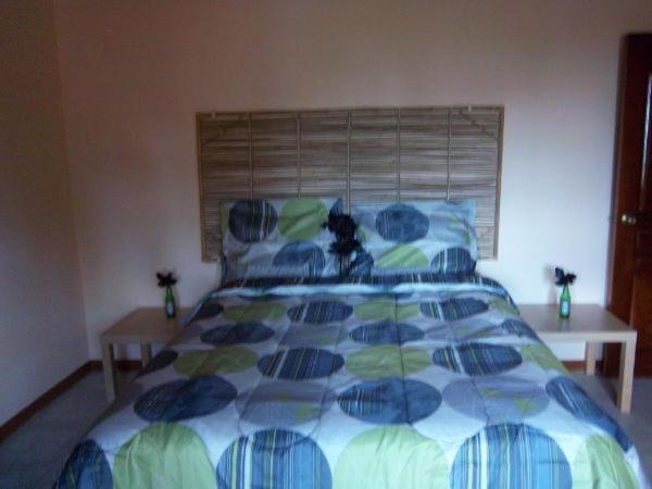 Dolphin Bay Yoga Guest House Drapers Екстериор снимка